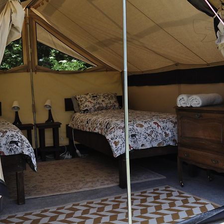Guillerin Caravan And Glamping Sornac Eksteriør bilde