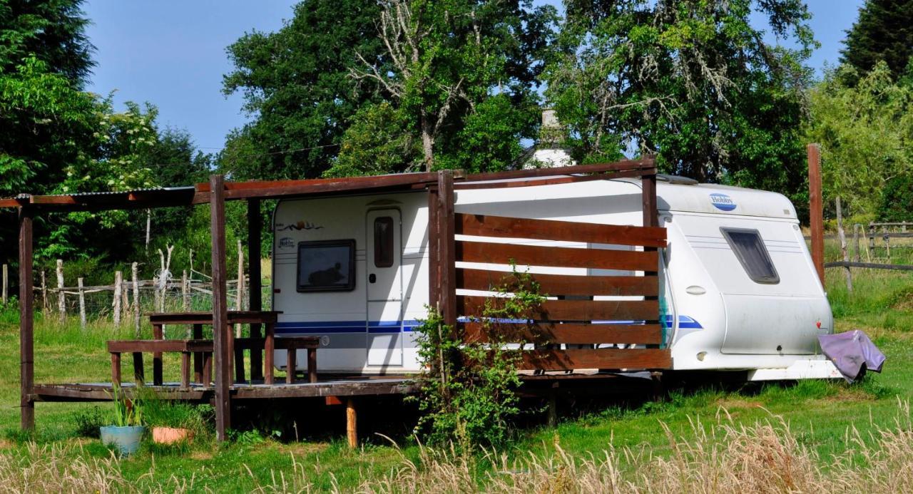 Guillerin Caravan And Glamping Sornac Eksteriør bilde