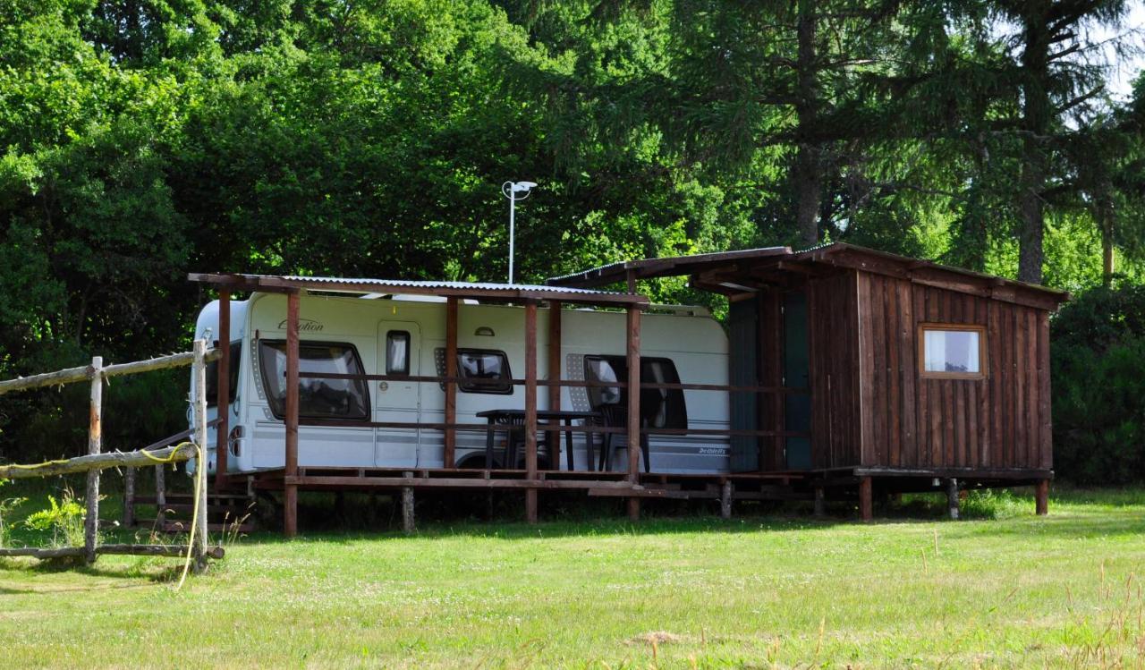 Guillerin Caravan And Glamping Sornac Eksteriør bilde
