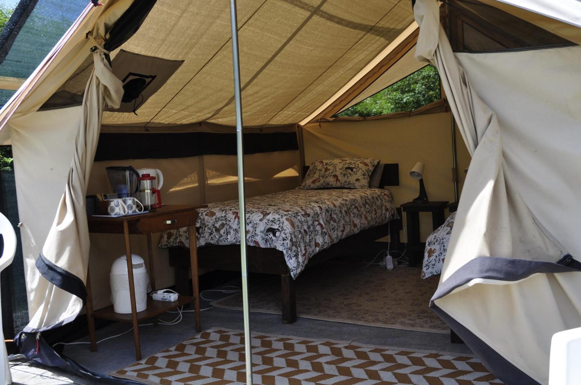 Guillerin Caravan And Glamping Sornac Eksteriør bilde